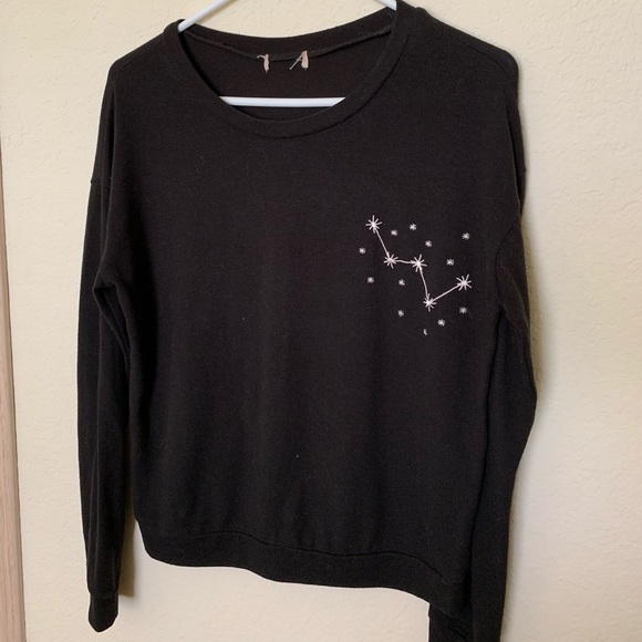 Black constellation sweatshirt - Picture 1 of 2
